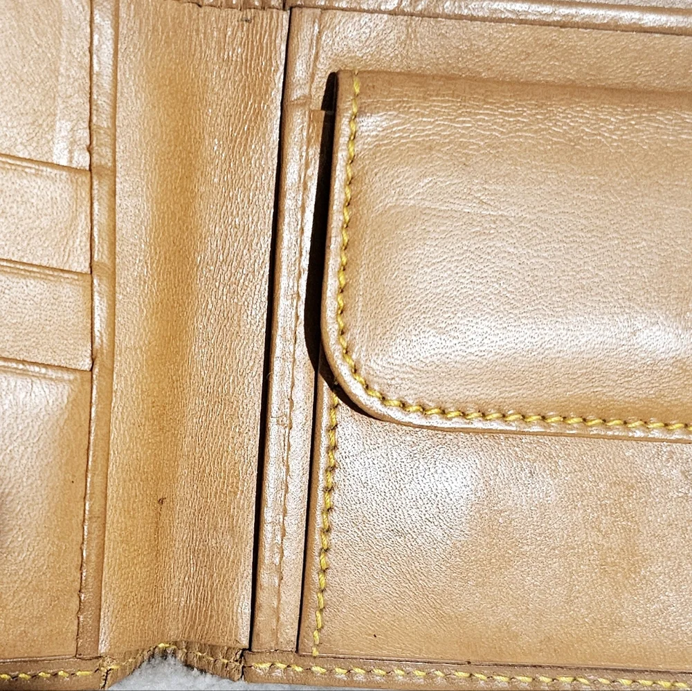 Hunting World Mens Green Bifold Wallet